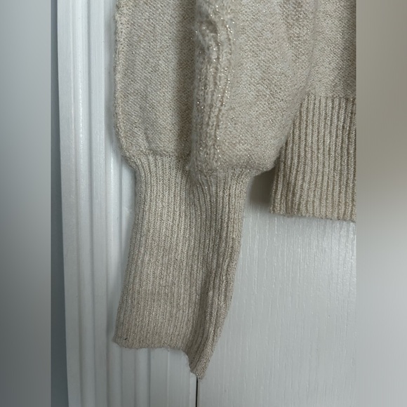 NWT Madison + Hudson Sparkly Cream Sweater Size Small - Picture 5 of 11